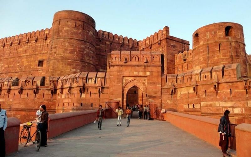 आगरा का किला किसने बनवाया, आगरा का किला वीडियो, आगरा का किला वीडियो में, आगरा का लाल किला किसने बनवाया, आगरा का इतिहास, आगरा का लाल किला किसने बनवाया था, दिल्ली का लाल किला, दिल्ली का लाल किला किसने बनवाया था