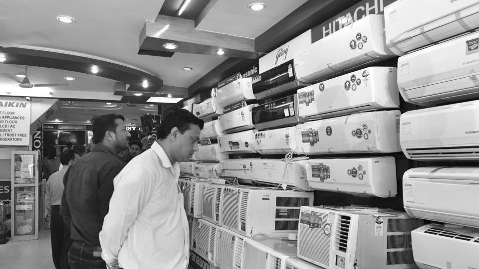 गर्मी बढ़ने का एक कारण, ठंडक देने वाले एयर कंडिशनर गर्मी बढ़ने का एक कारण, ठंडक देने वाले एयर कंडिशनर